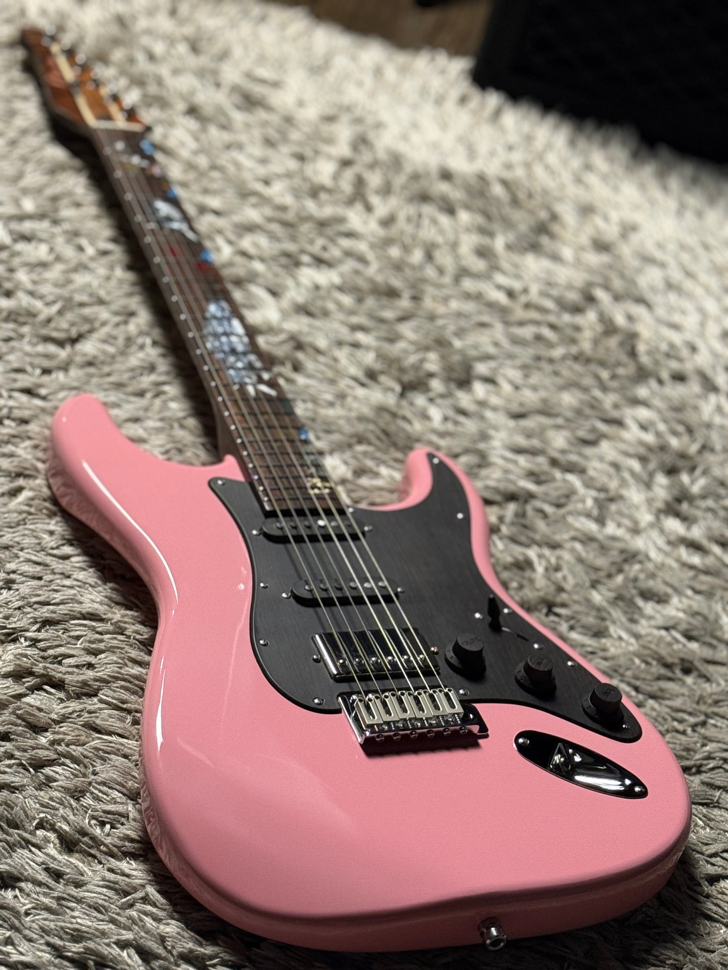 Dhatarattha Custom DST HSS in Shell Pink with Rosewood FB and "Pacific Ocean" Inlay