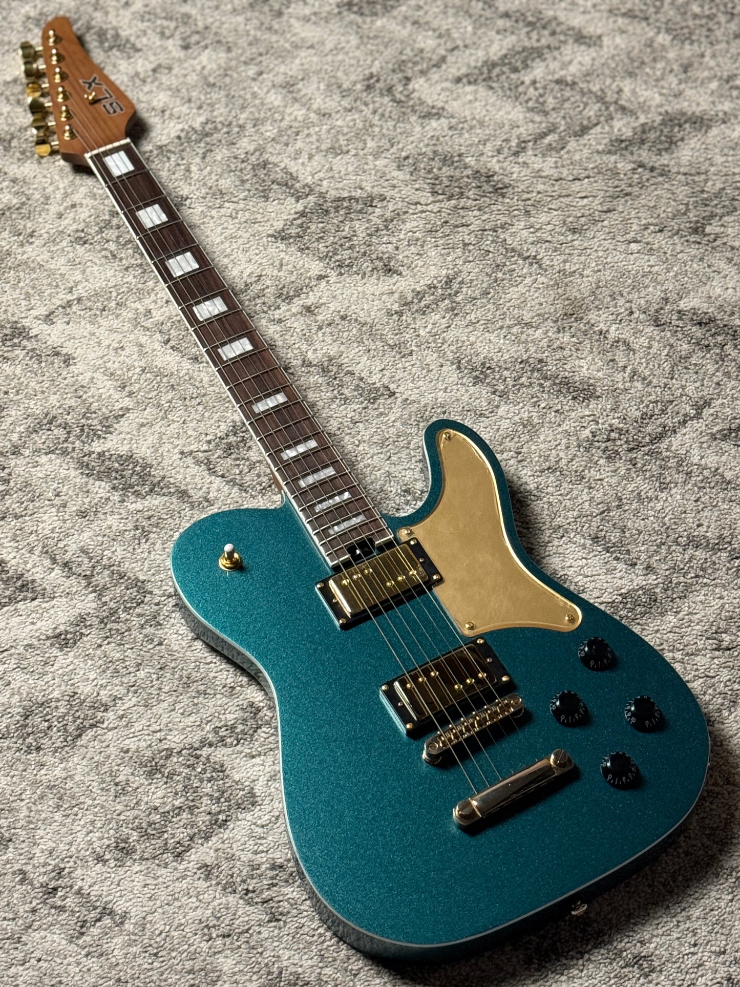 SLX Raven TM 22 HH in Cadillac Green with Rosewood FB