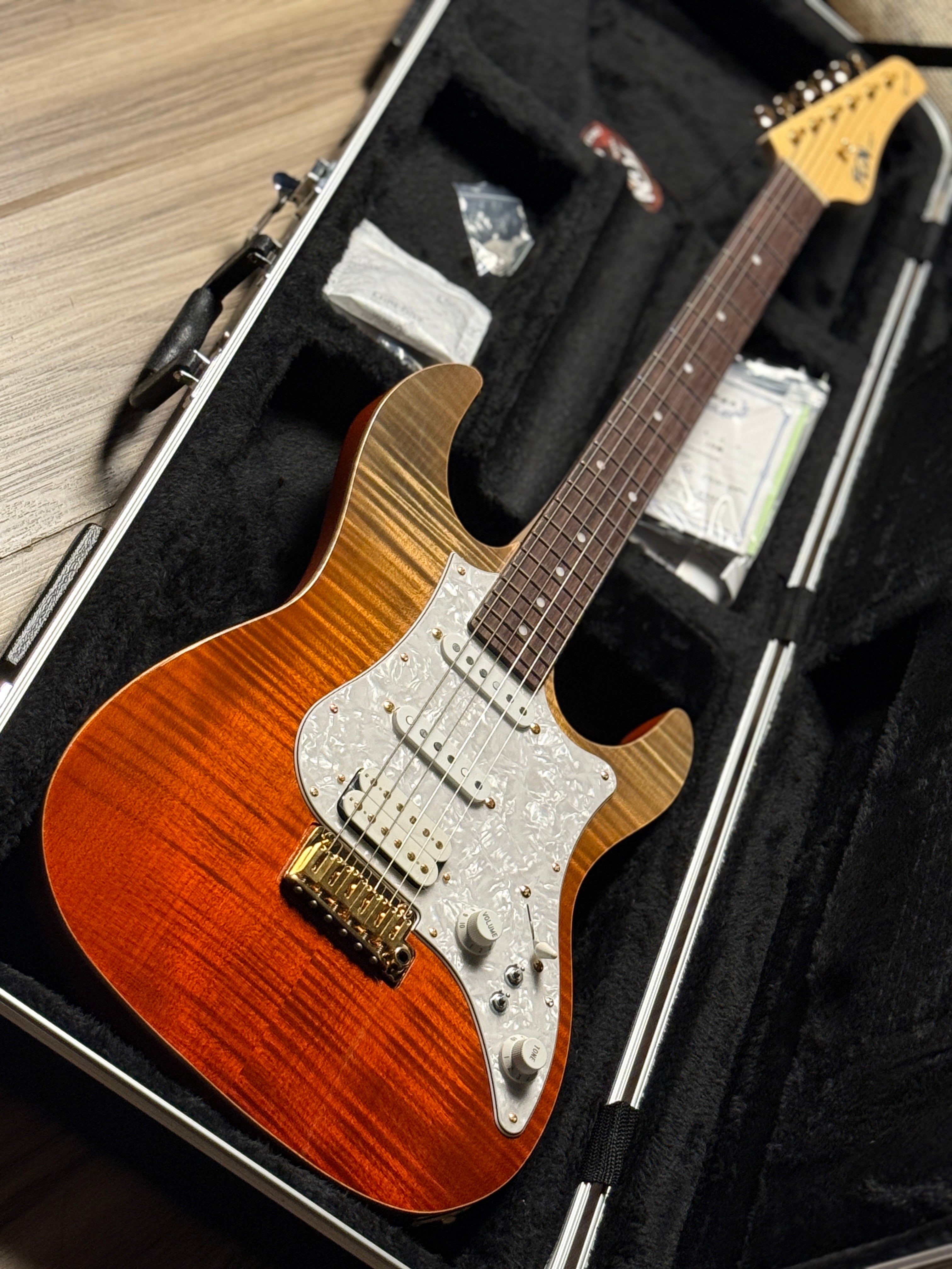 Fujigen FGN Expert EOS Odyssey in Ripe Kaki Gradation with