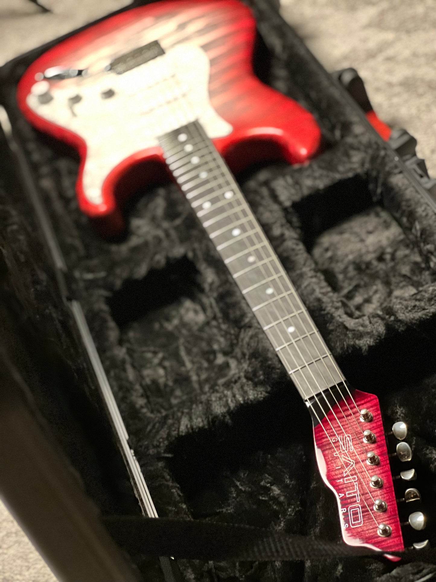 Saito S-622CS BEYOND SSH in Red Lotus with Hardshell Case 253386
