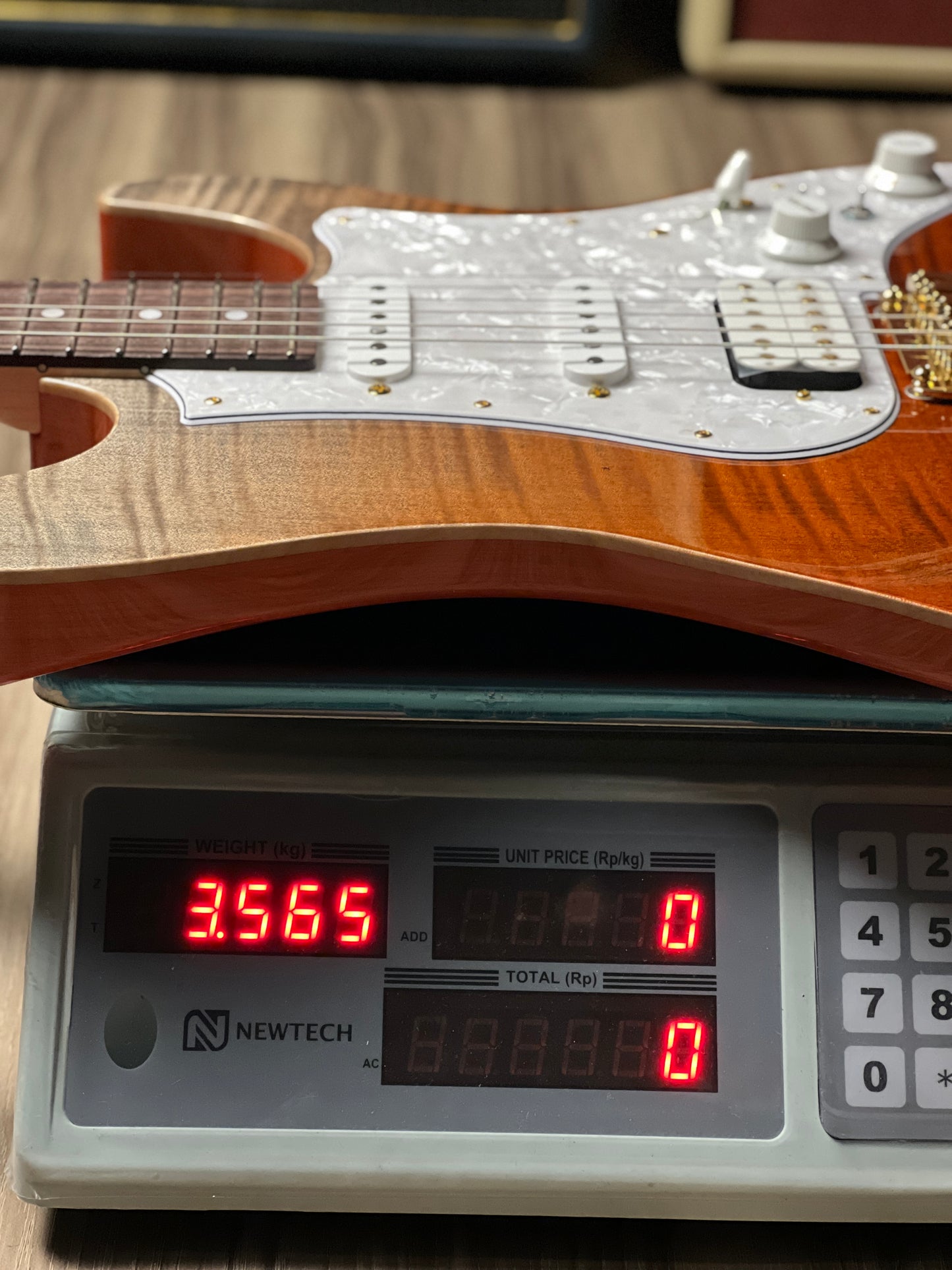 Fujigen FGN Expert EOS2-FM-R Odyssey in Ripe Kaki Gradation J230350