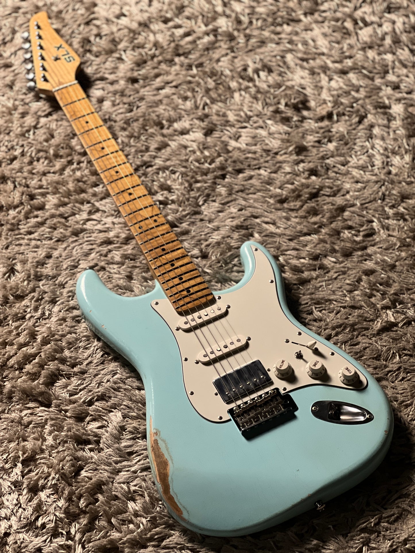 SLX Hawk Antique in Sonic Blue with Nitrocellulose Lacquer