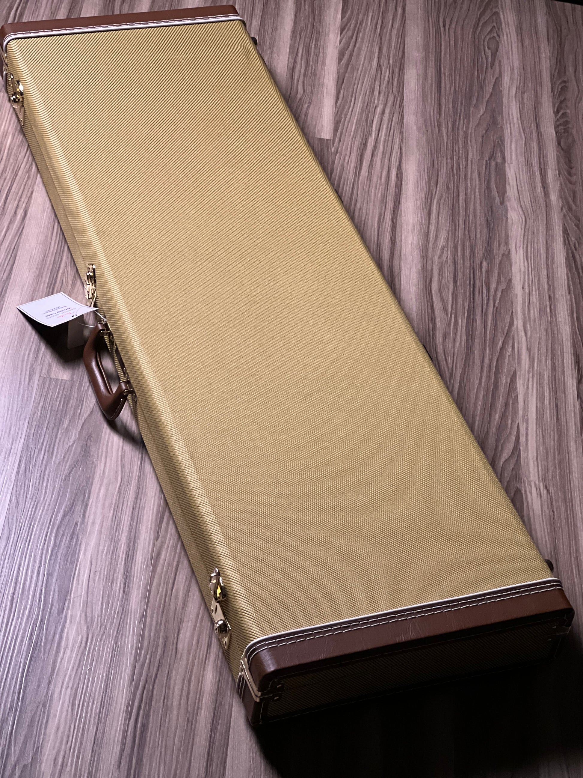 Fender Classic Series Precision/Jazz Bass Guitar Wood Case Tweed