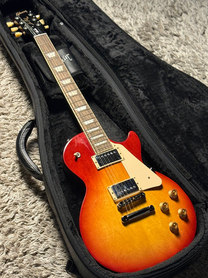 Gibson Les Paul Studio Cherry Sunburst with Gigbag 231140323