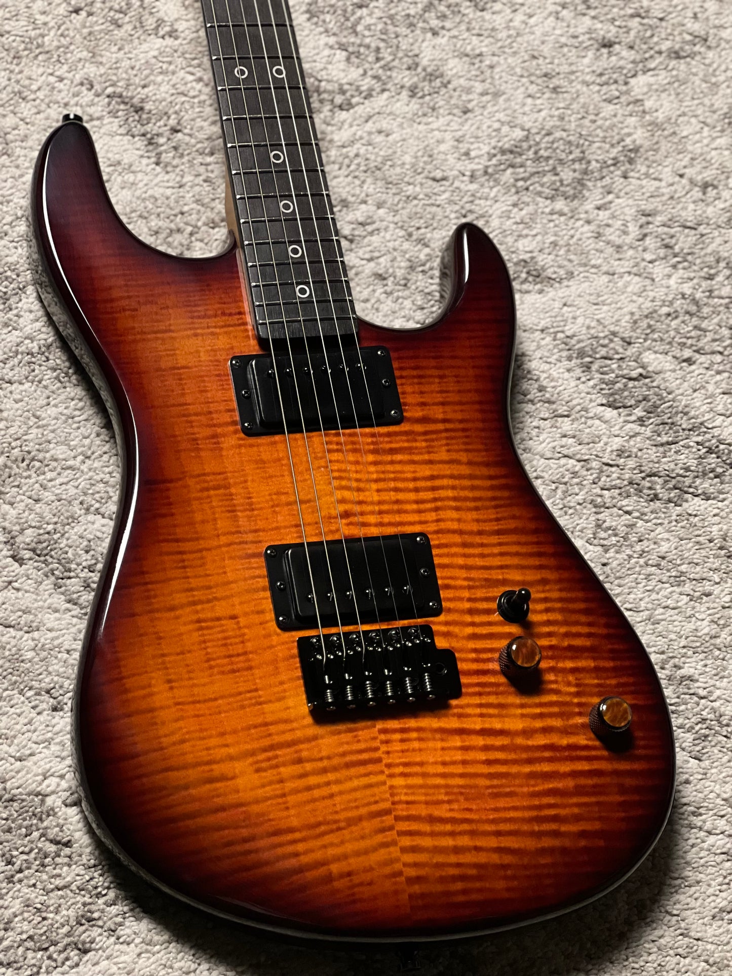 Dhatarattha Custom DST HH Flame in Hazel Burst with Rosewood FB