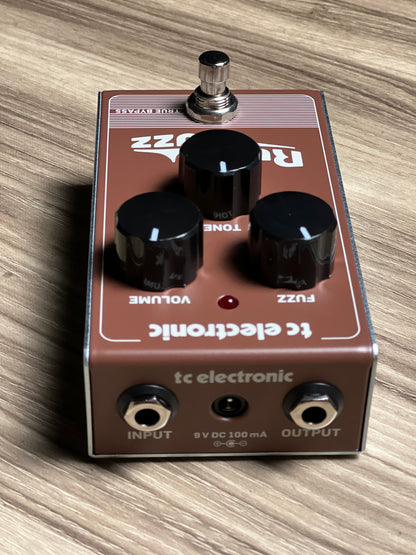 TC Electronic Rusty Fuzz Guitar Effect –