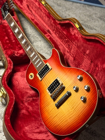 Gibson Les Paul Standard Faded 60s In Vintage Cherry Sunburst with Case 204130110