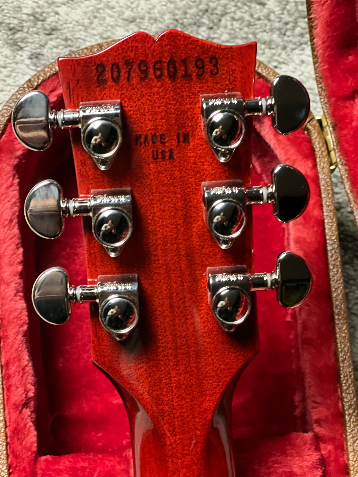 Gibson Les Paul Standard 60s in Unburst w/case 207960193