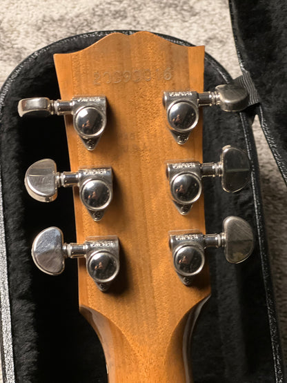 Gibson Acoustic J-45 Studio Walnut in Antique Natural 20393016
