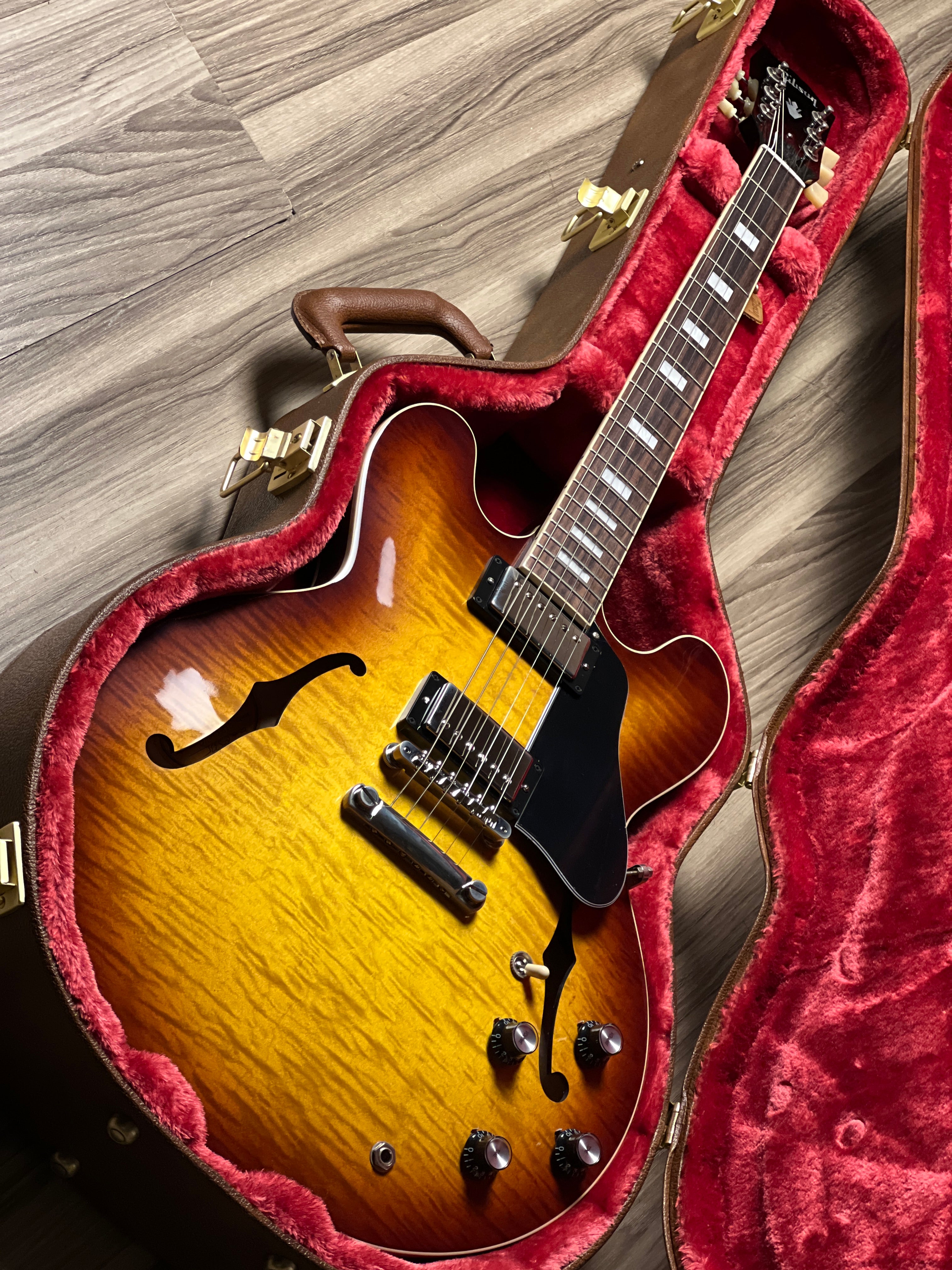 Gibson ES-335 Figured Semi Hollow Body in Iced Tea w/Case