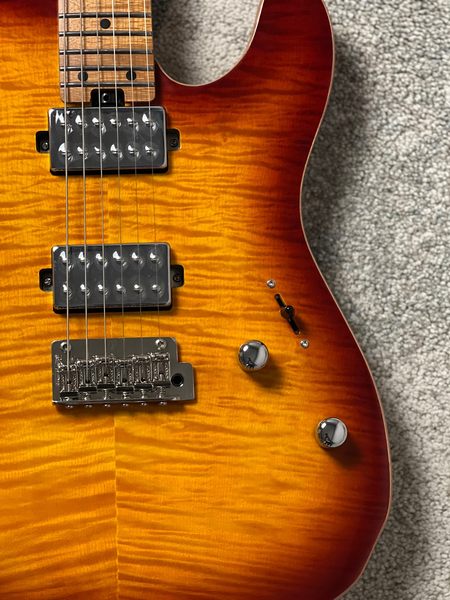 Soloking MT-1 Custom 24 HH MKII in Bengal Burst
