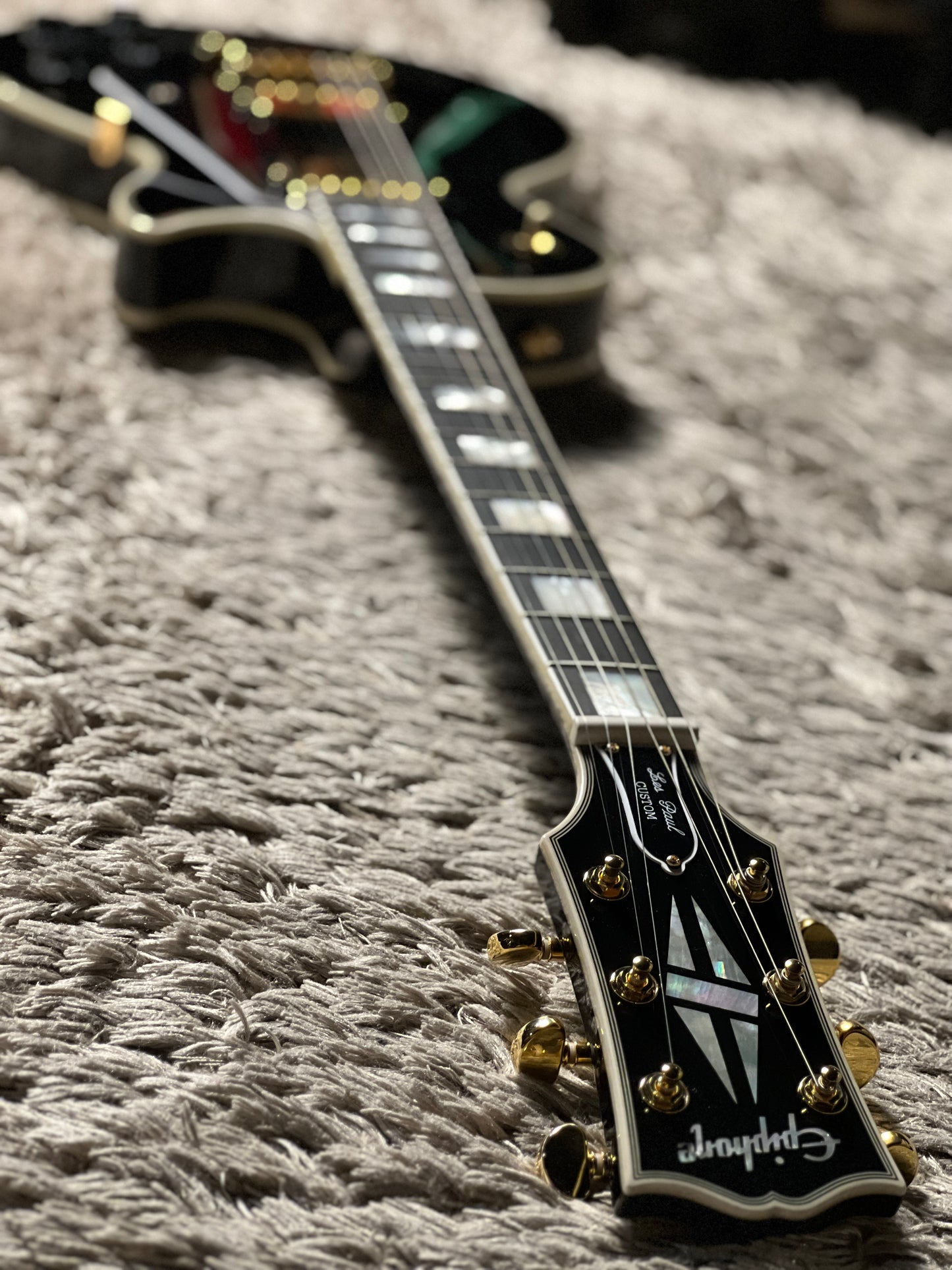 Epiphone Les Paul Custom In Ebony (inspired by Gibson Custom)