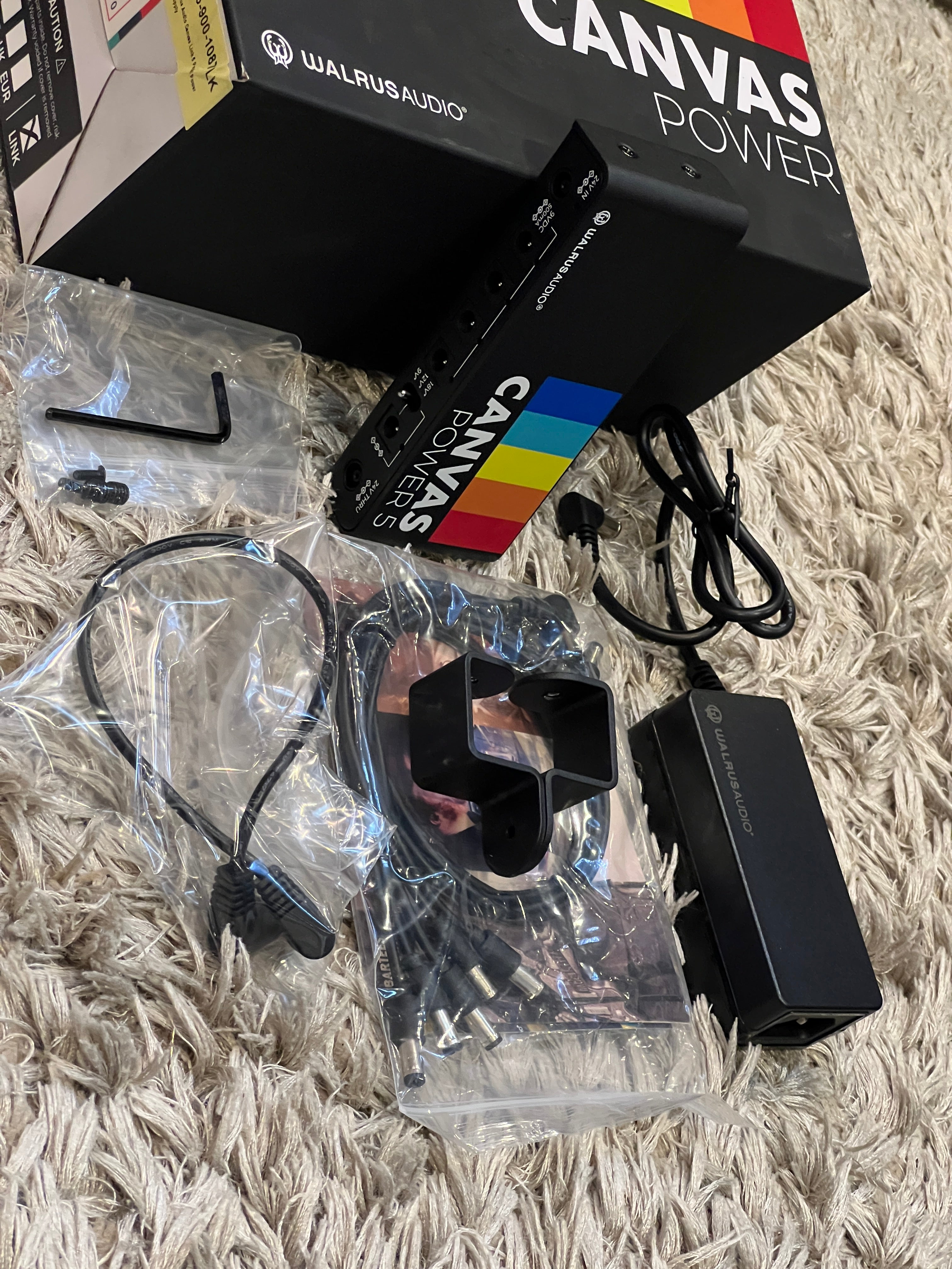 Walrus Audio Canvas Link 5 Pedal Power Supply – nafiriguitar.com