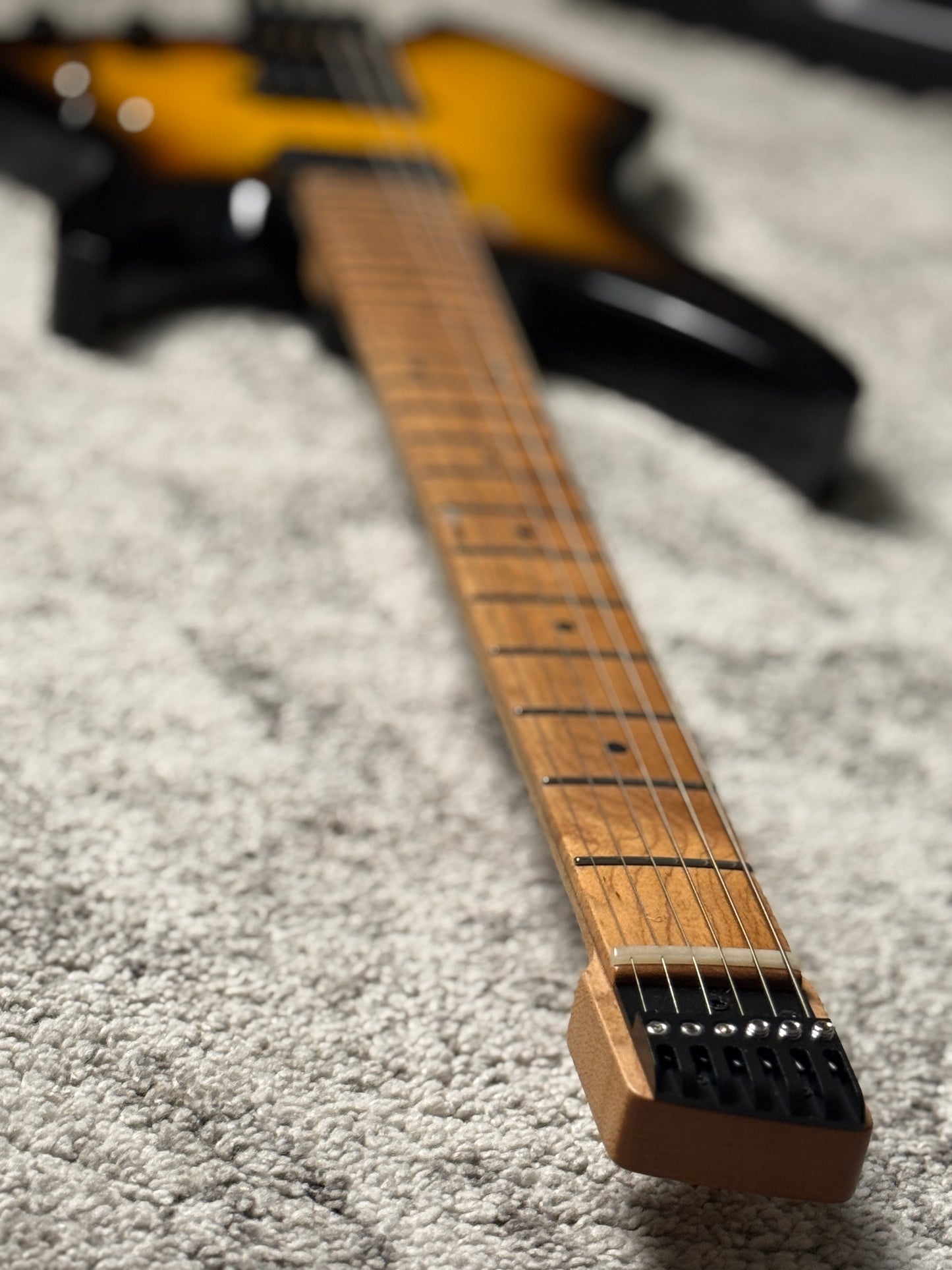 Aguda Musicboy in 2-Tone Sunburst