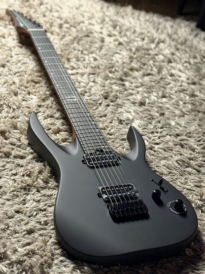 SQOE SEIB7S 7 String in Satin Black