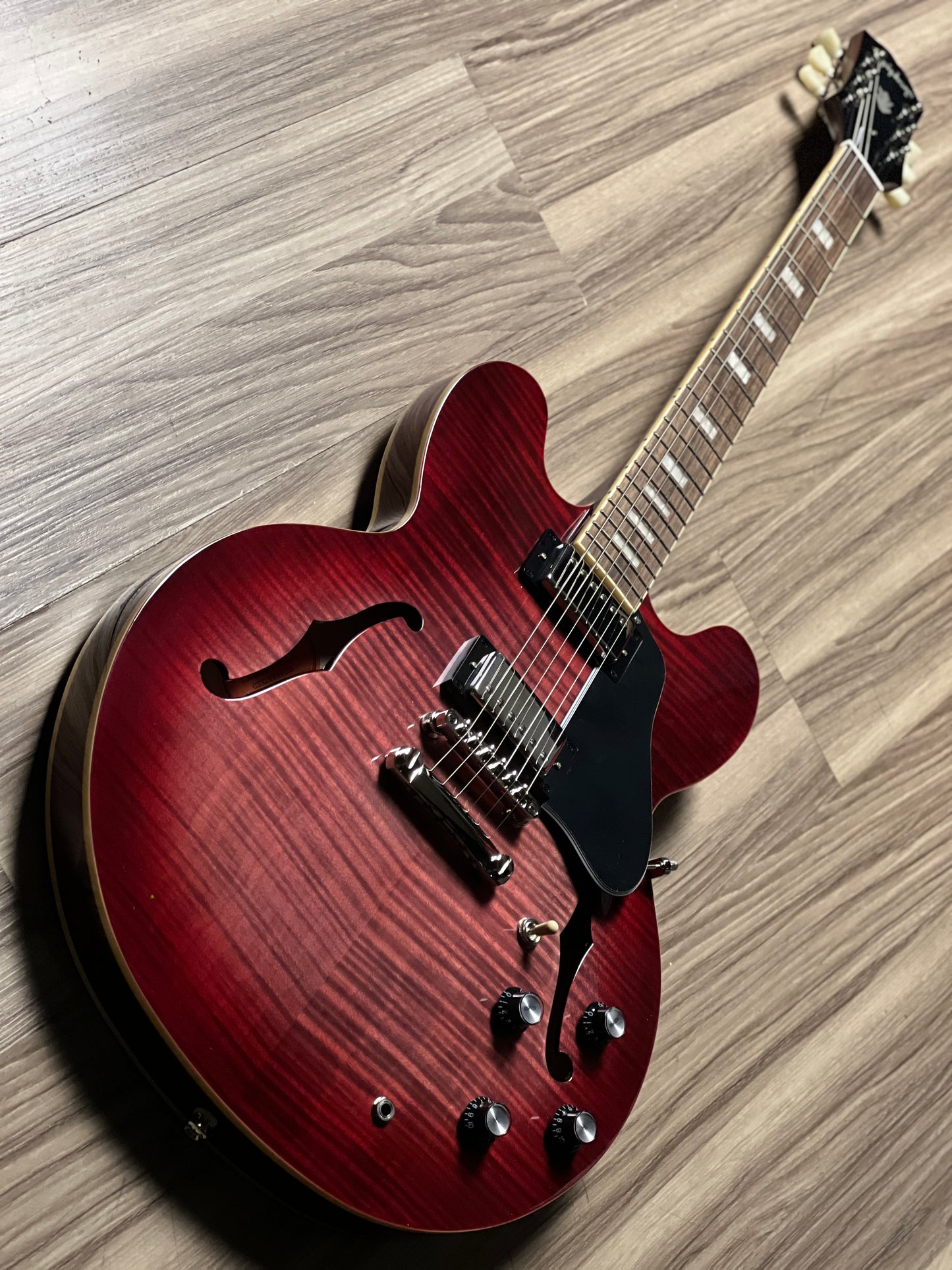 Epiphone ES-335 Figured in Purple Burst