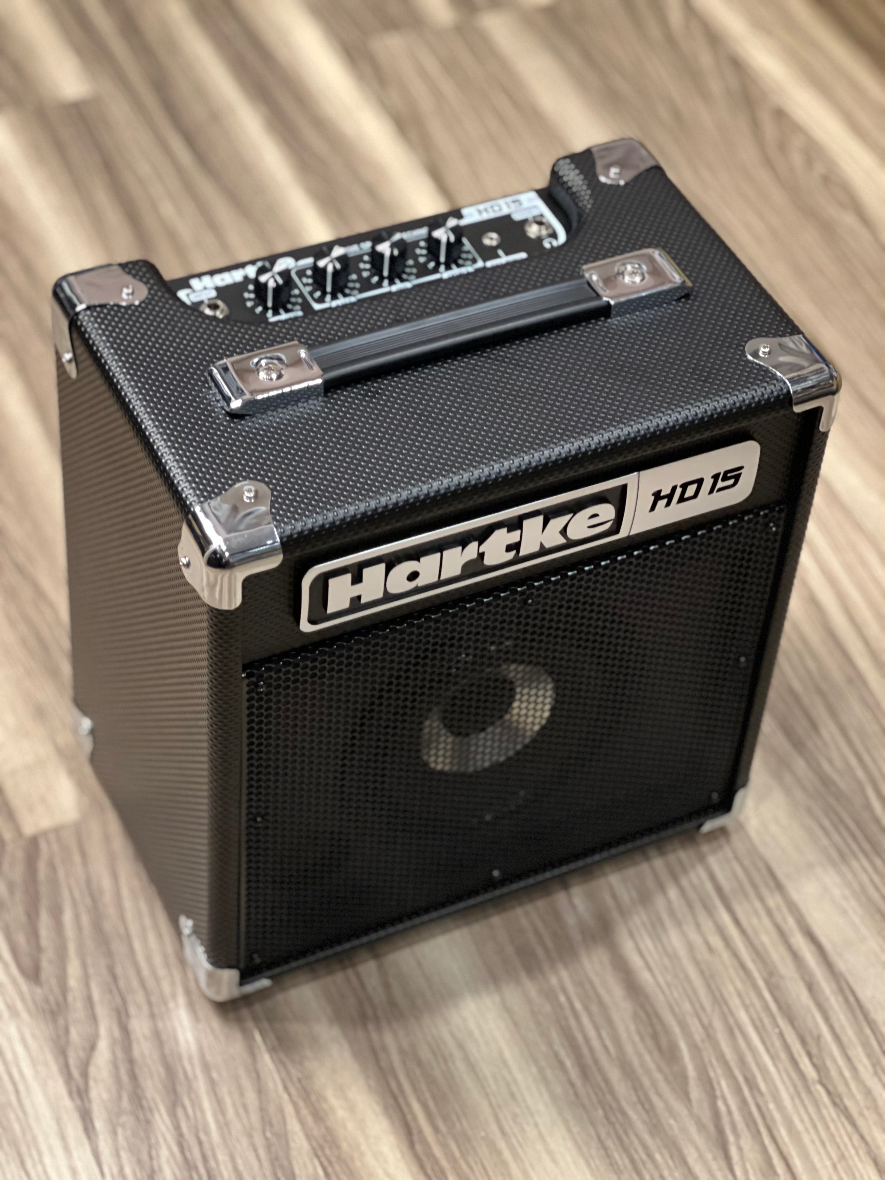 Hartke Hydrive HD15 15W 6.5″ Bass Combo Ampli – nafiriguitar.com