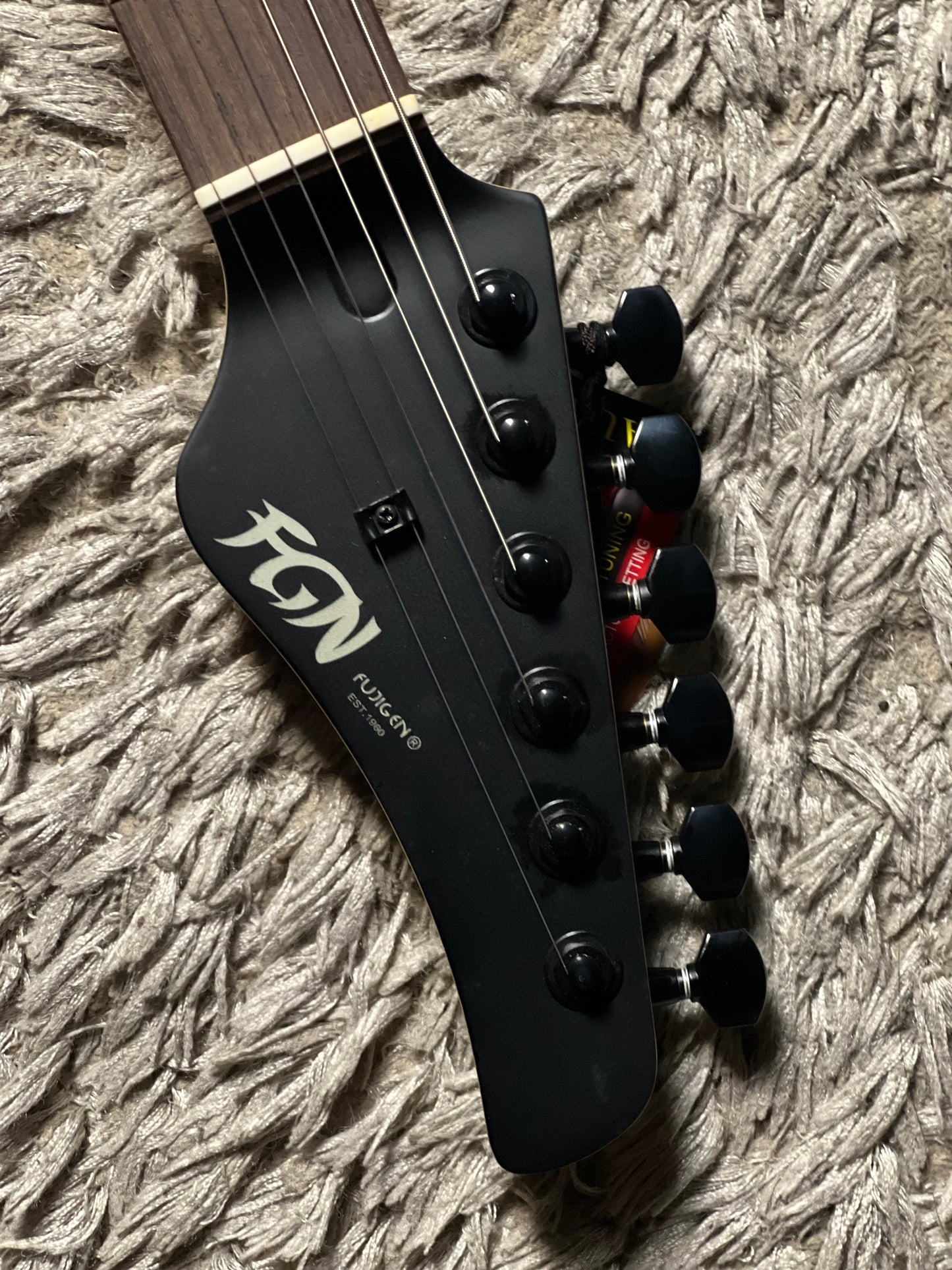 Fujigen FGN Iliad JIL2-ASH-DE664-R/OPB in Open Pore Black H221385