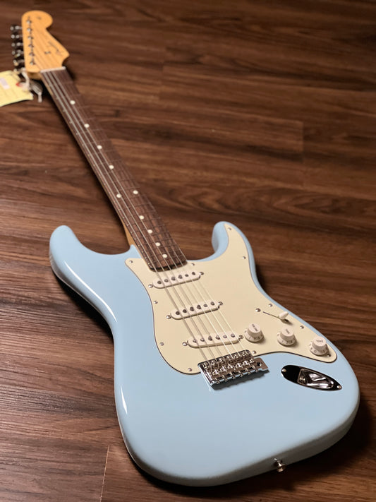 Fender FSR Collection Traditional 60s Stratocaster with RW FB in Daphne Blue JD24027518