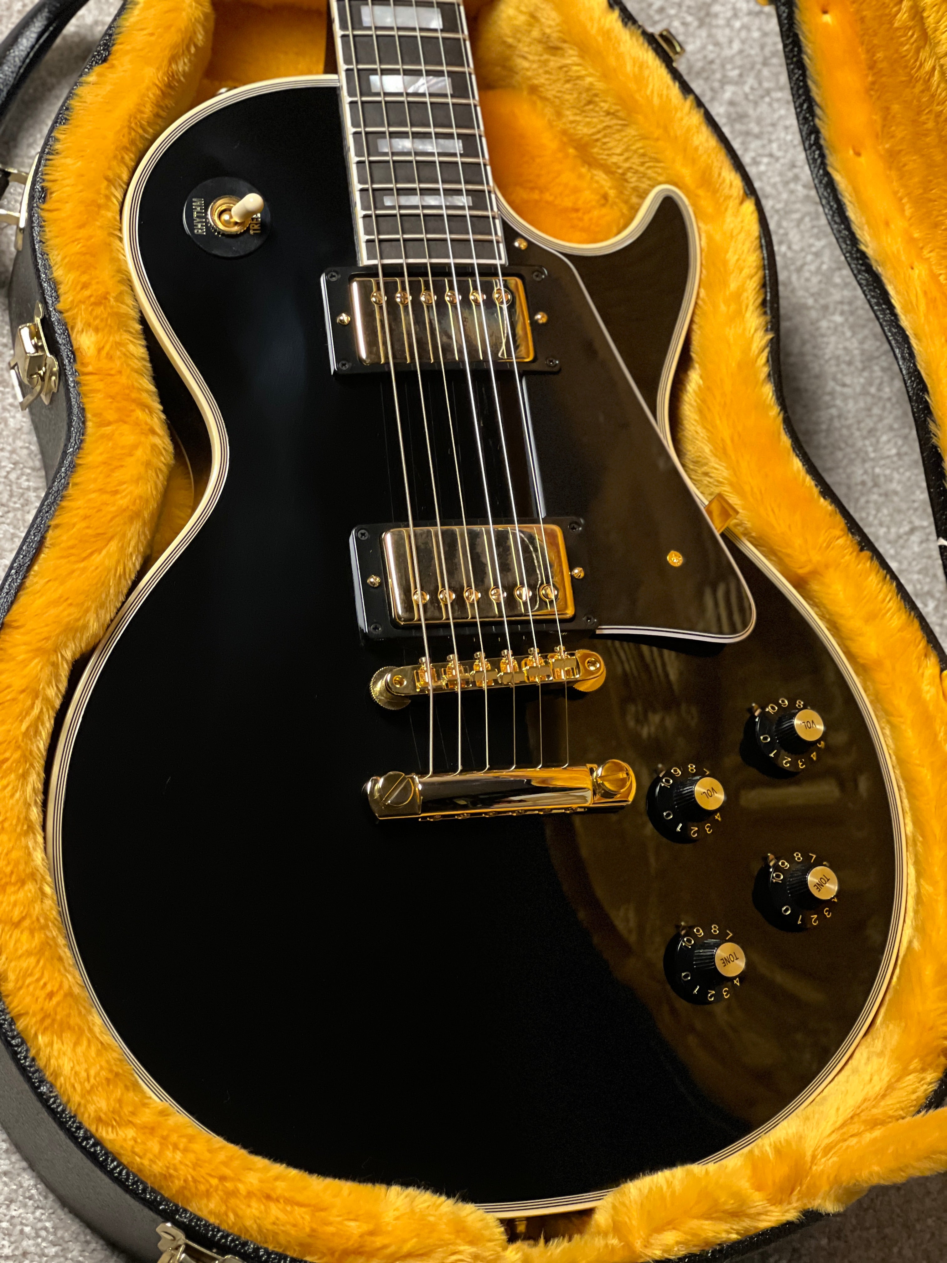 Gibson 1968 Les Paul Custom Reissue Gloss in Ebony w/Case