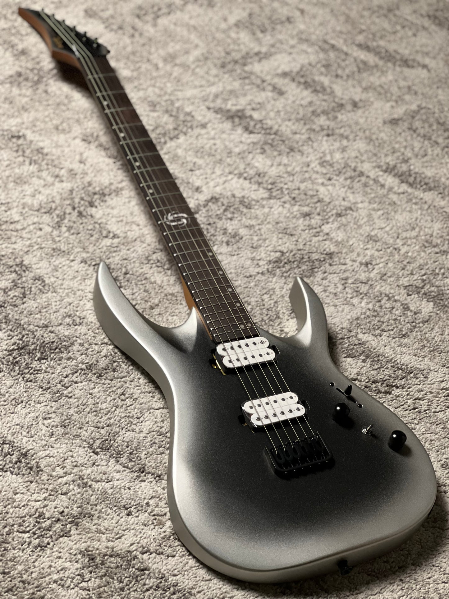 SQOE SEIB6S SVS in Satin Silver