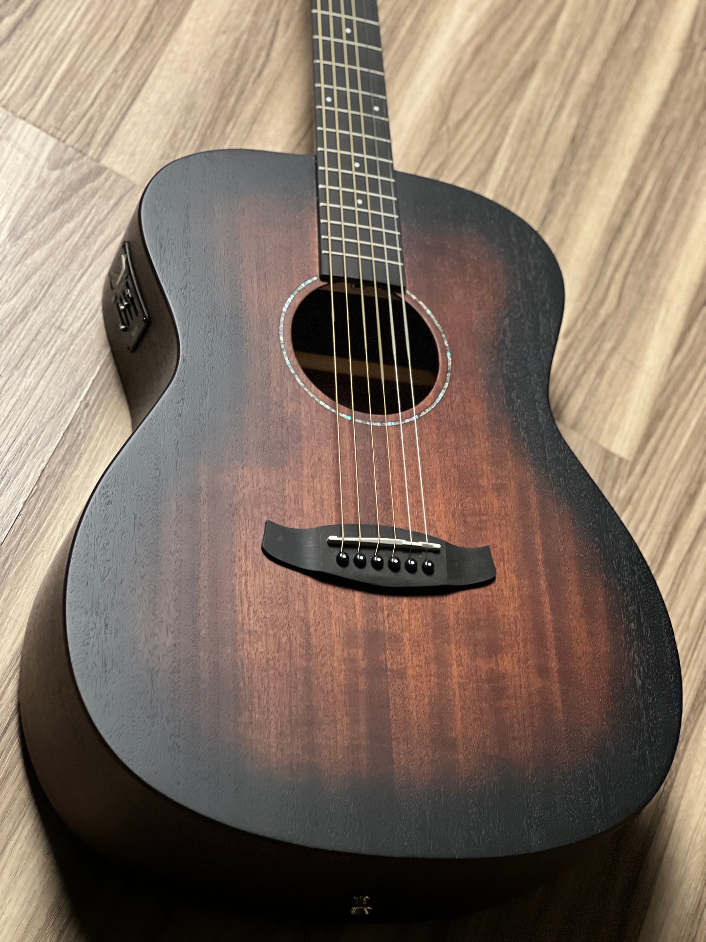 Tanglewood Crossroads TWCR-OE folk w/Bag