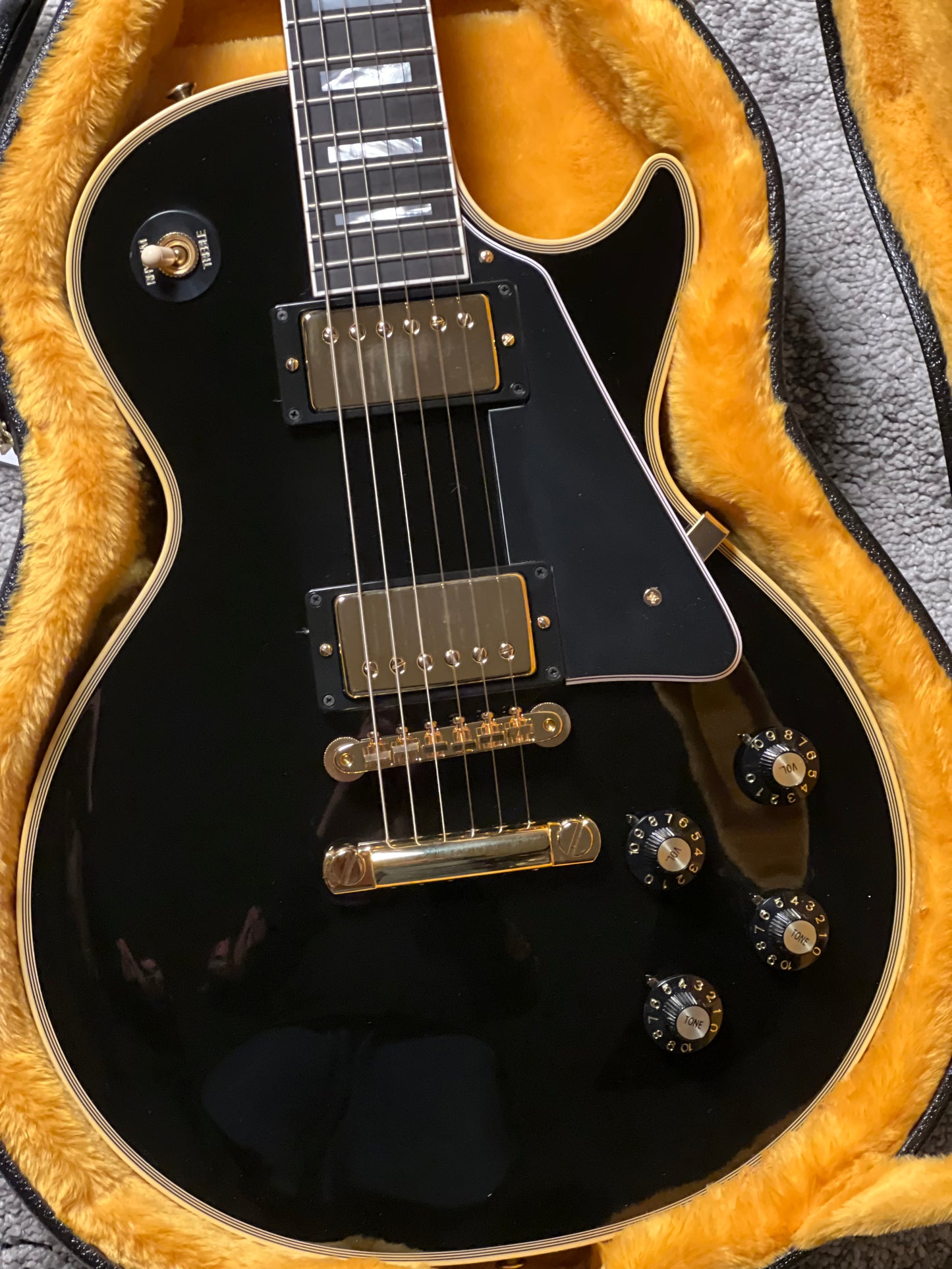 Gibson 1968 Les Paul Custom Reissue Gloss in Ebony w/Case 602878