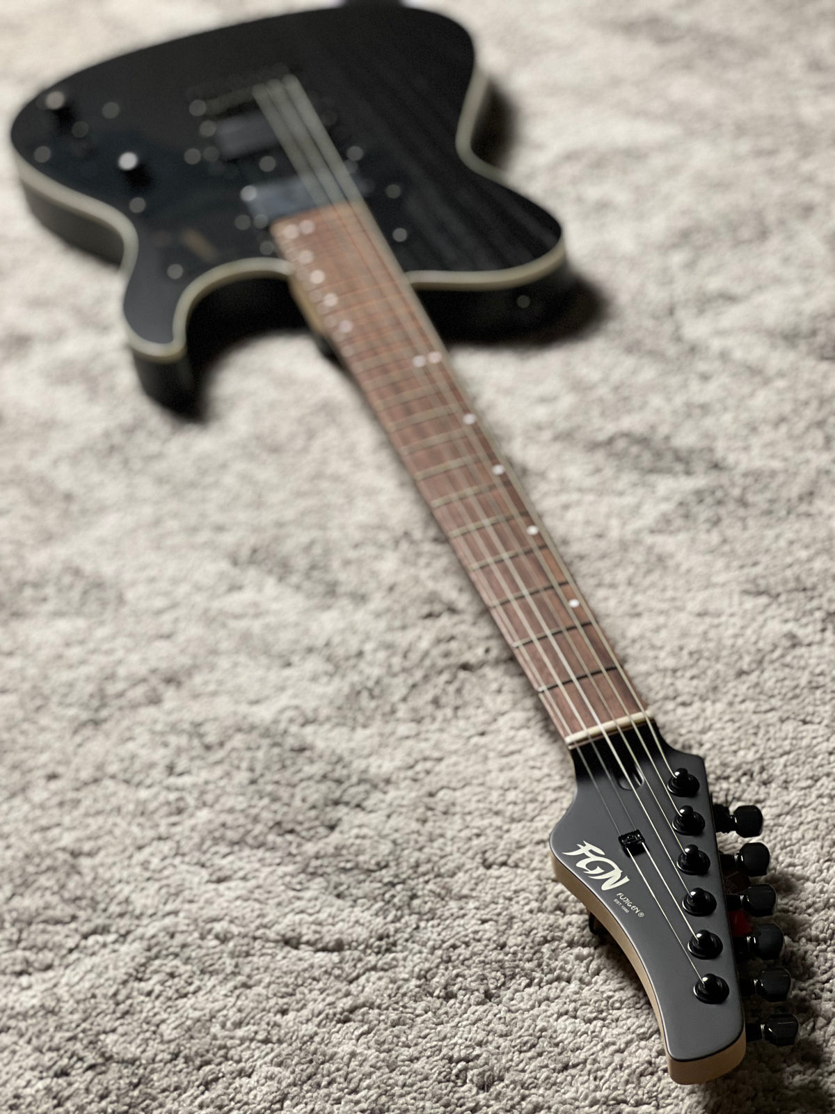 Fujigen FGN Iliad JIL2-ASH-DE664-R/OPB in Open Pore Black H230707