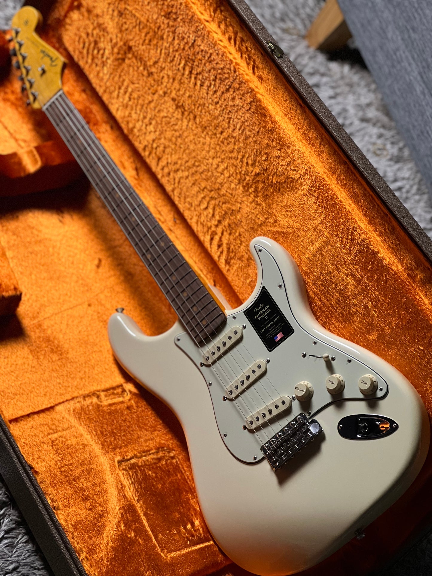 Fender American Vintage II 61 Stratocaster with Rosewood FB in Olympic White V2444963
