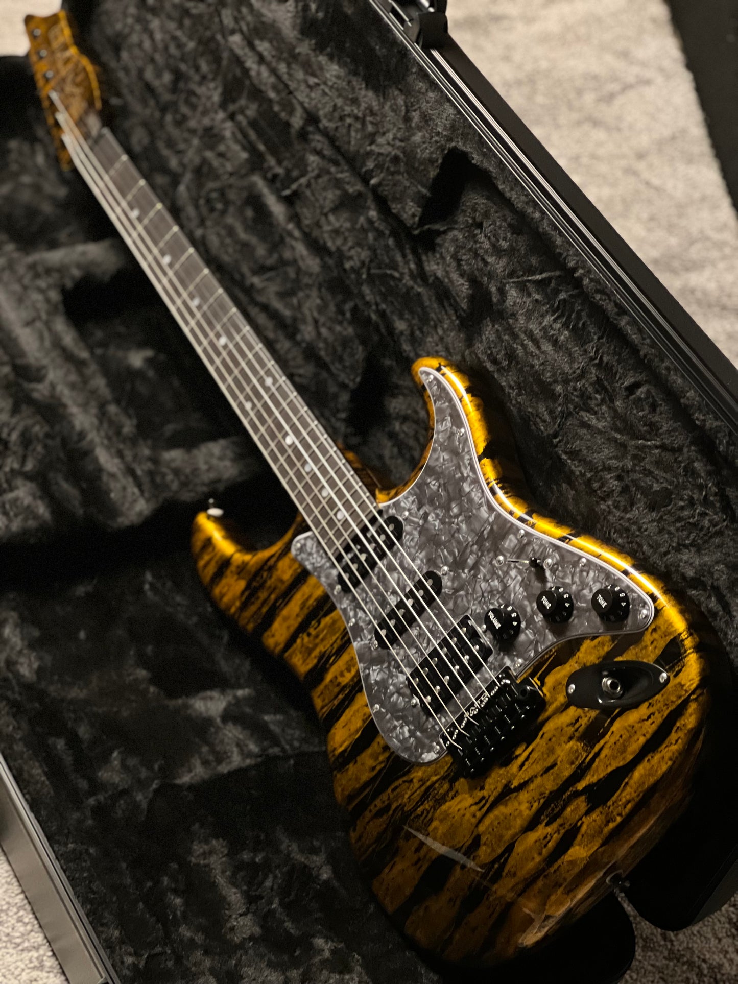 Saito S-622CS BEYOND SSH in Kin Oni with Hardshell Case 253391