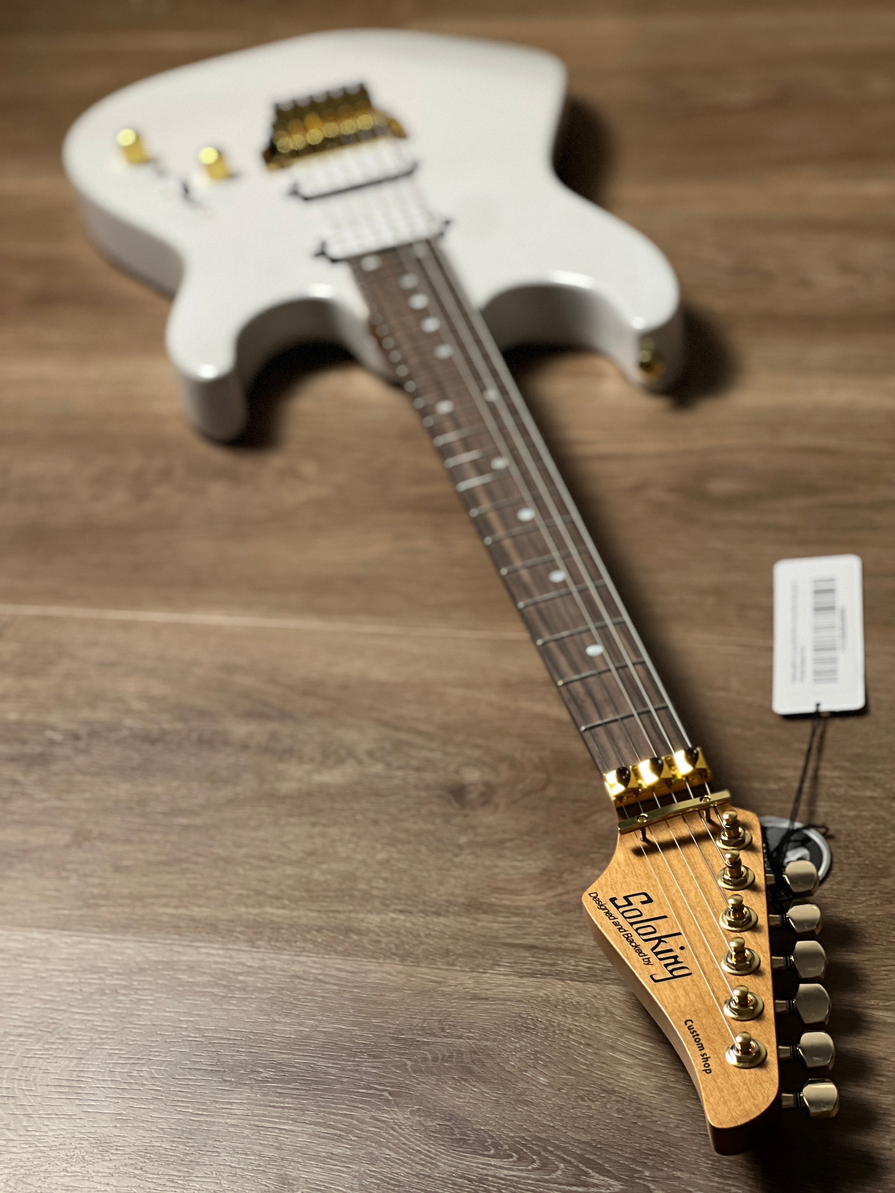 Soloking MS-1 Custom 24 HH FR Flat Top in Pearl White with