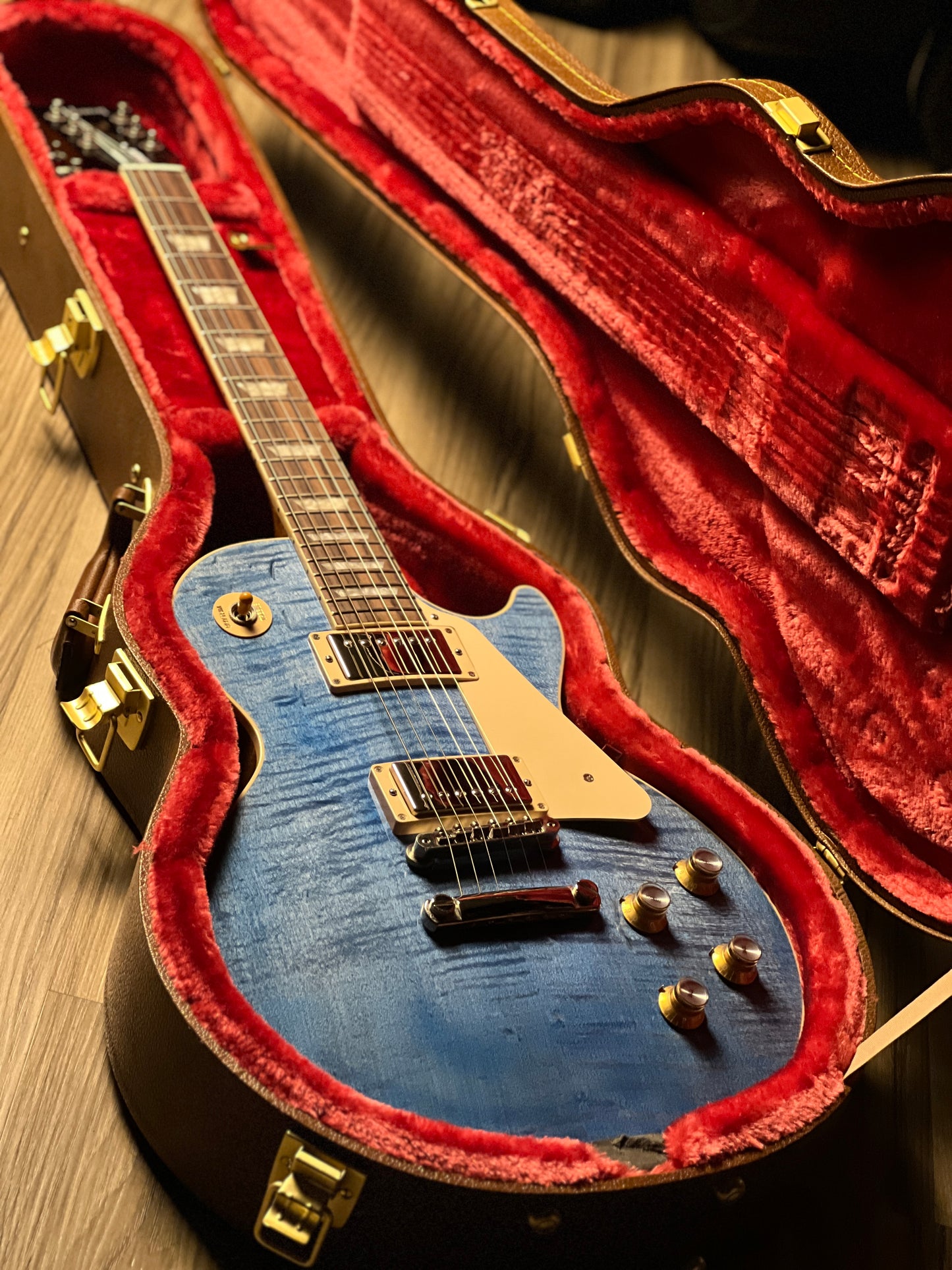 Gibson Les Paul Standard 60s (Trans Finish) Ocean Blue with case 230430228