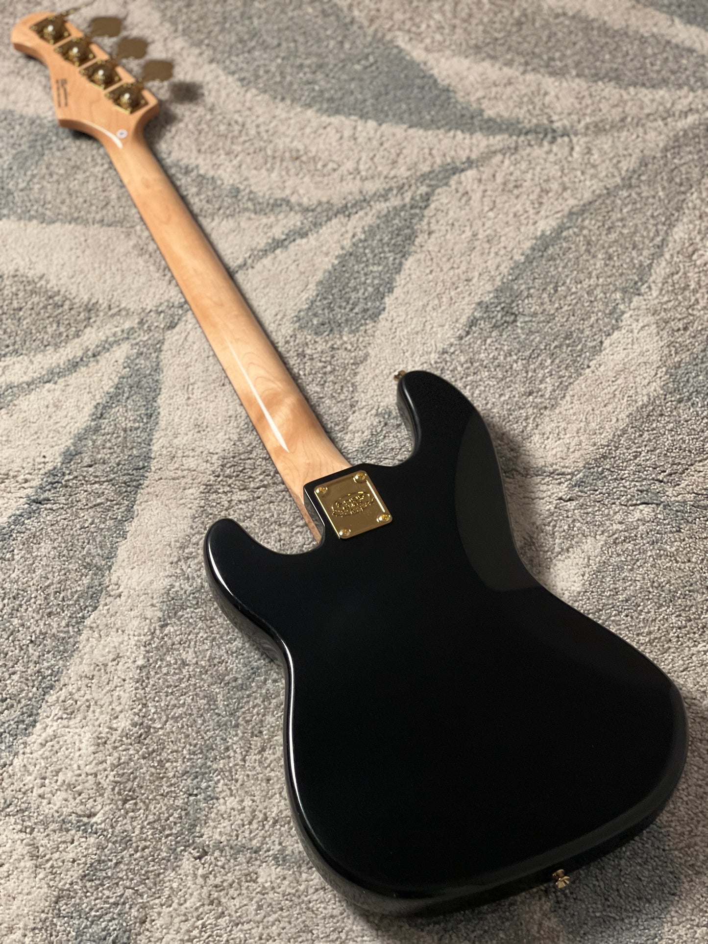 SQOE SPB609 4-STRING PB-STYLE in Black