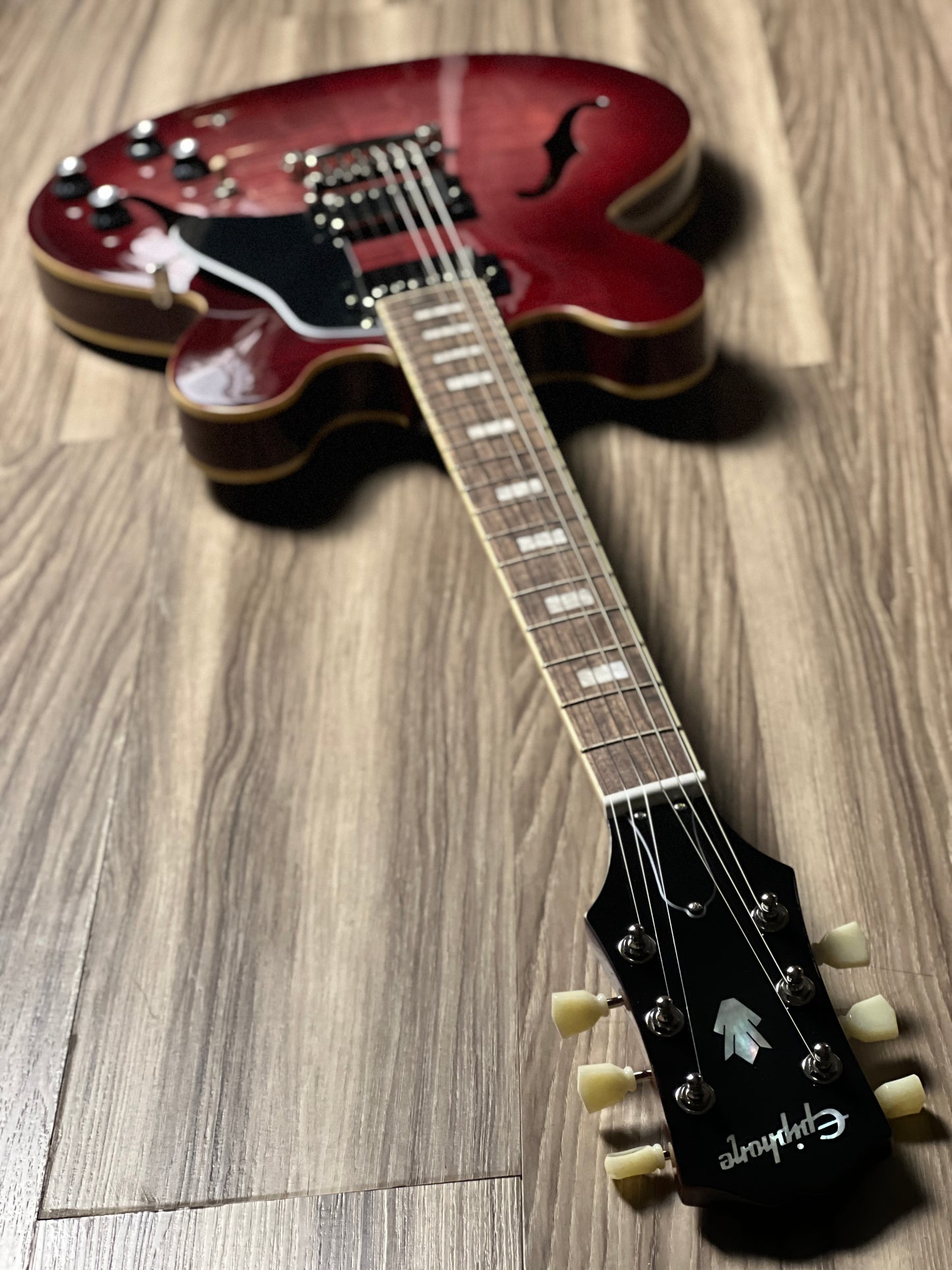 Epiphone ES-335 Figured in Purple Burst