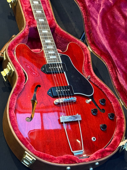 Gibson ES-330 in Sixties Cherry  with case