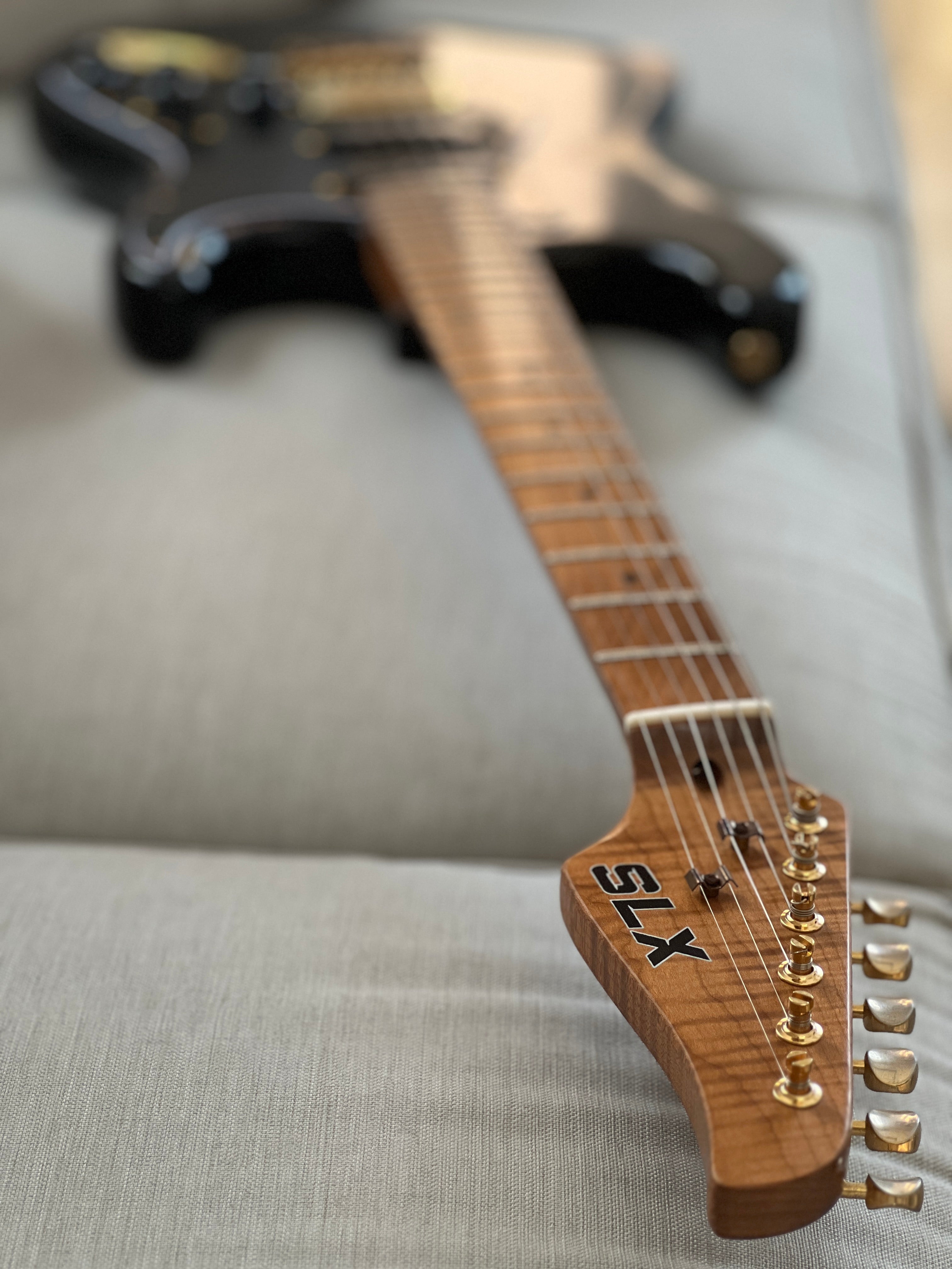 SLX Hawk Antique in Black Beauty with Gold Hardware Nitrocellulose
