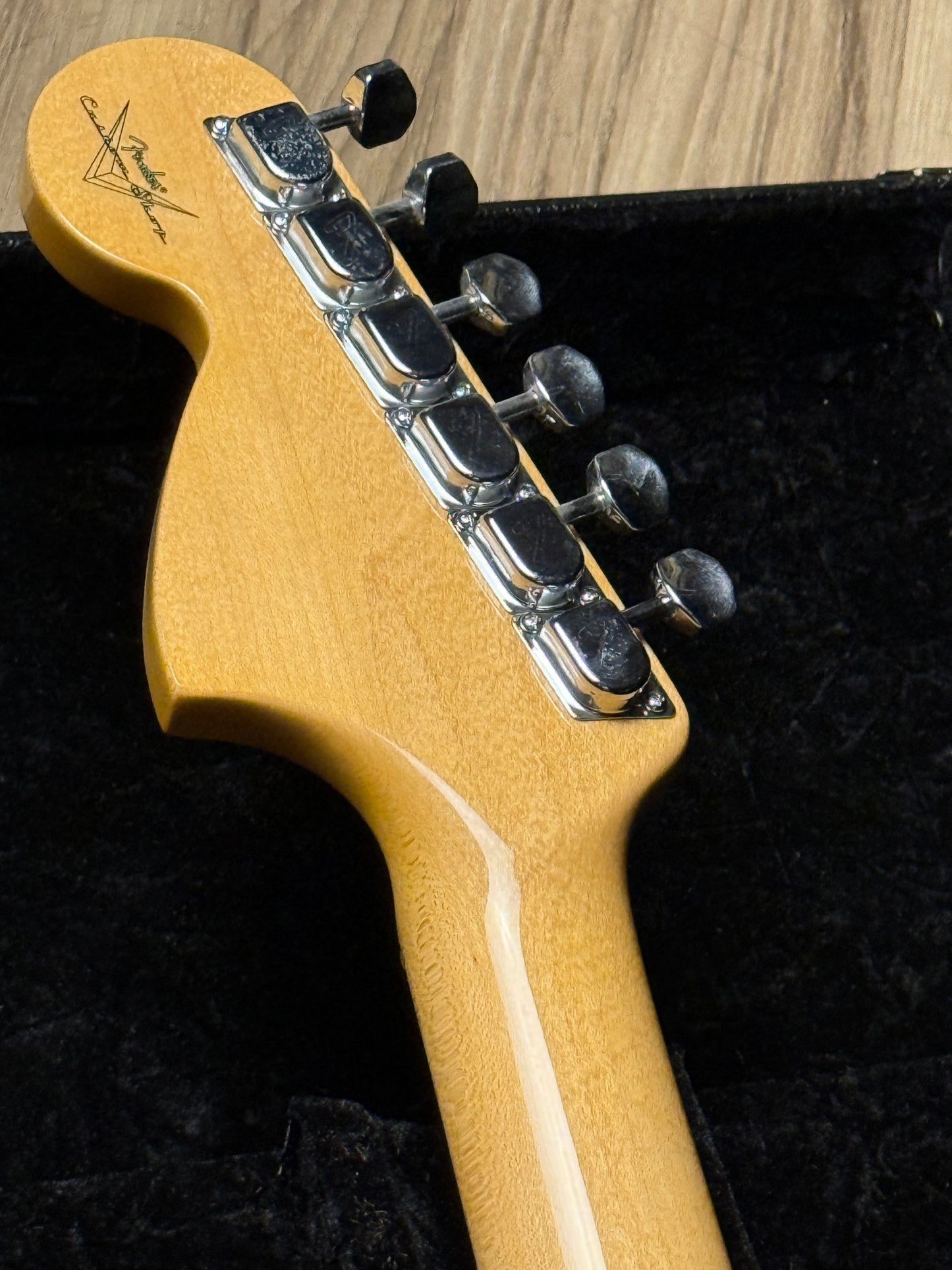 Fender Custom Shop 1968 Stratocaster Deluxe Closet Classic Maple in 3-color Sunburst CZ569243