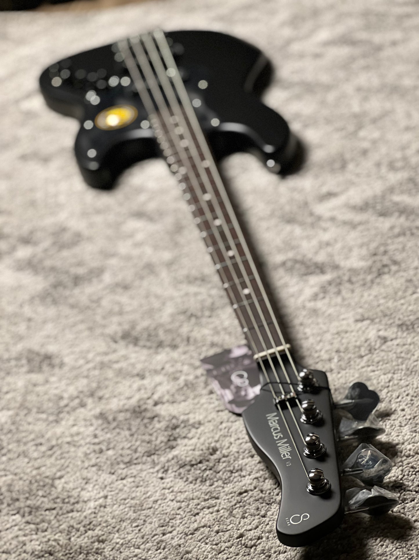 Sire Marcus Miller V3-4 ST 2nd Generation in Black Satin