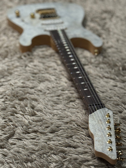 Saito S-622 SSH with Rosewood and Gold Hardware in White Granite 253033