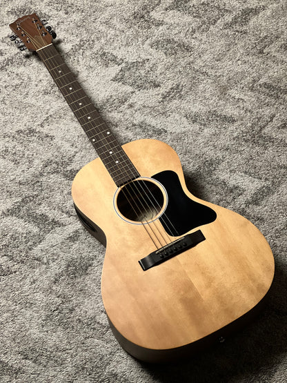 Gibson Montana G-00  Natural  with Gig Bag