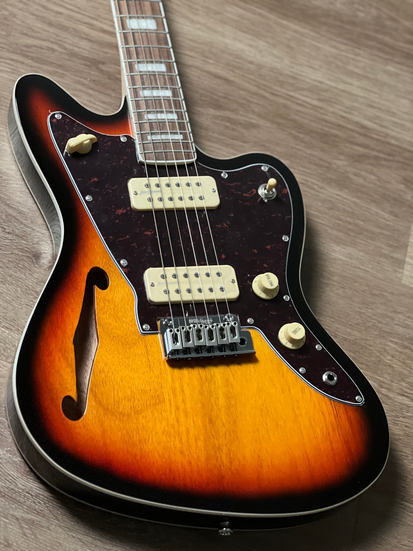 Revelation RJT 60 TL Thinline in 3-Tone Sunburst