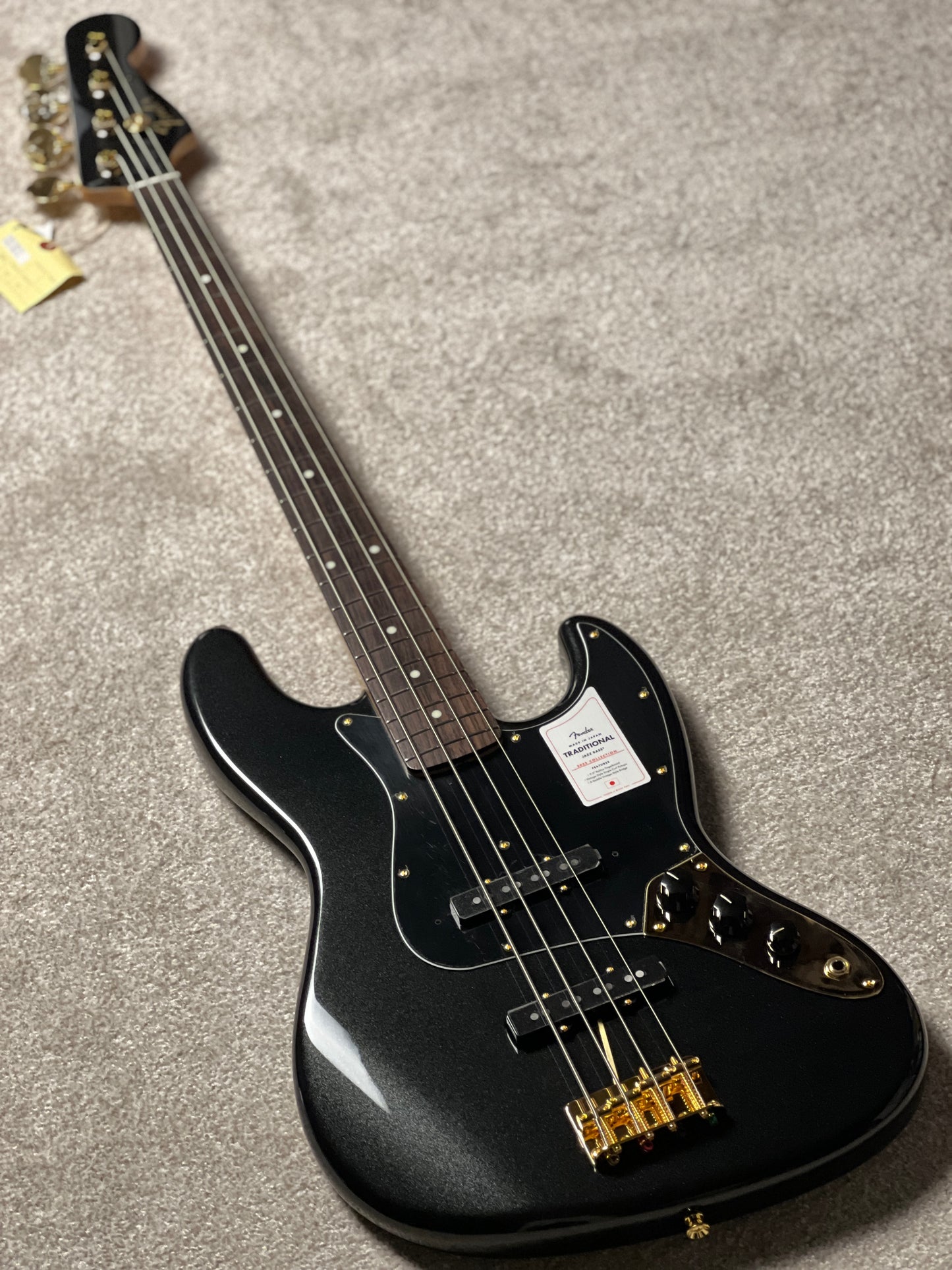 Fender Japan Traditional 2025 Collection 60s Jazz Bass with RW FB in Black Pearl JD25016119