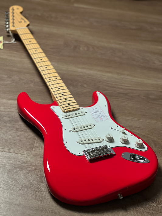 Fender Japan Hybrid II Stratocaster with Maple FB in Modena Red JD24021109