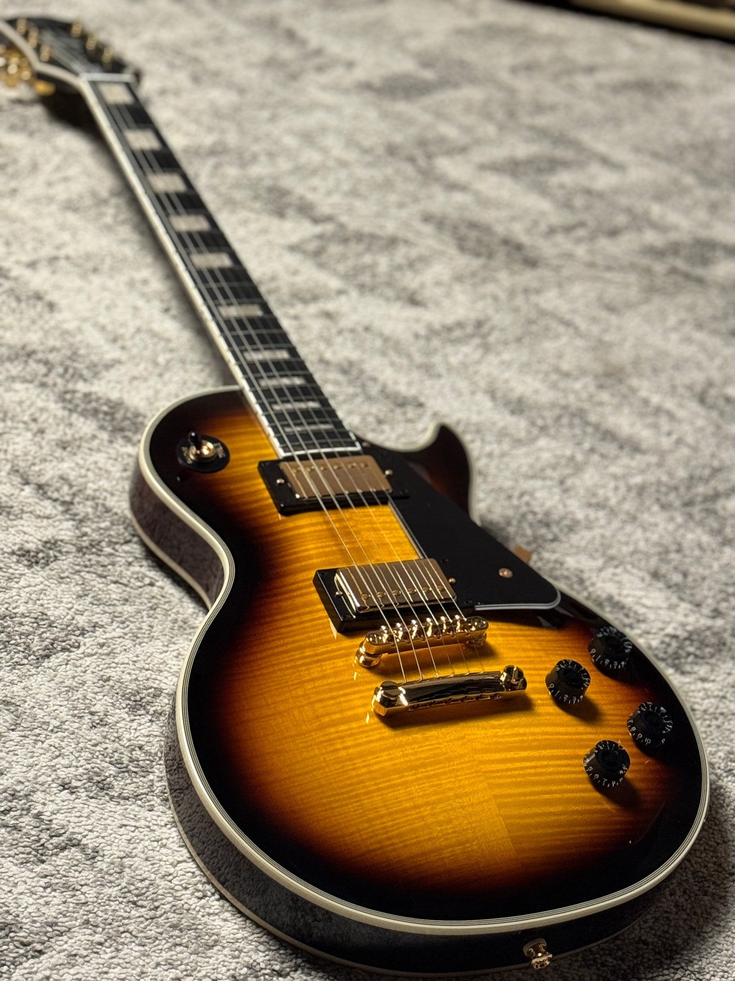 Epiphone Les Paul Custom Figured in Triburst