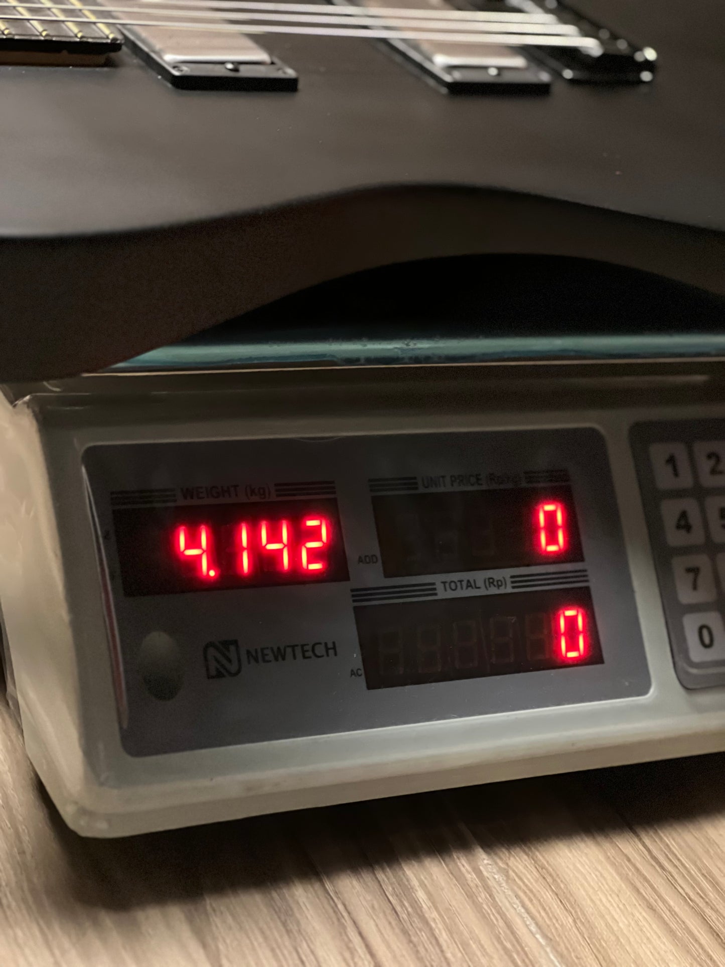 Fender Artist Jim Root Jazzmaster with Ebony Neck in Flat Black US23005880