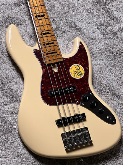 Sire Marcus Miller V5 Alder-5 St in Vintage White