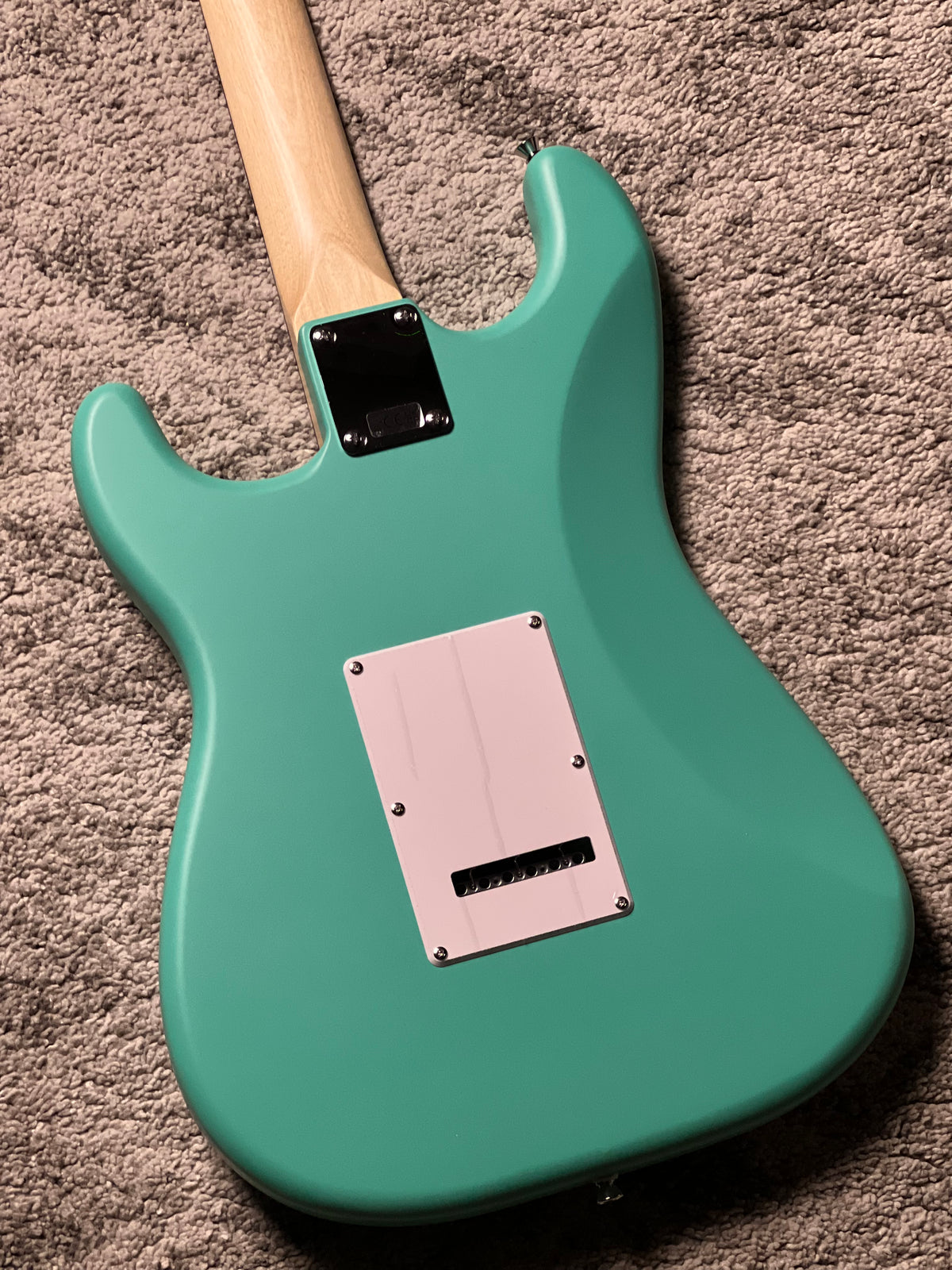 Squier Debut Series Stratocaster with Laurel FB in Sea Foam Green