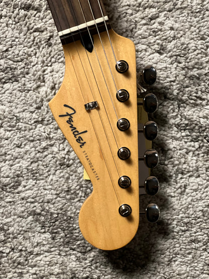 Fender MIJ Limited Stratocaster with RW FB in Raw Ash 3-Color Sunburst JD25011586