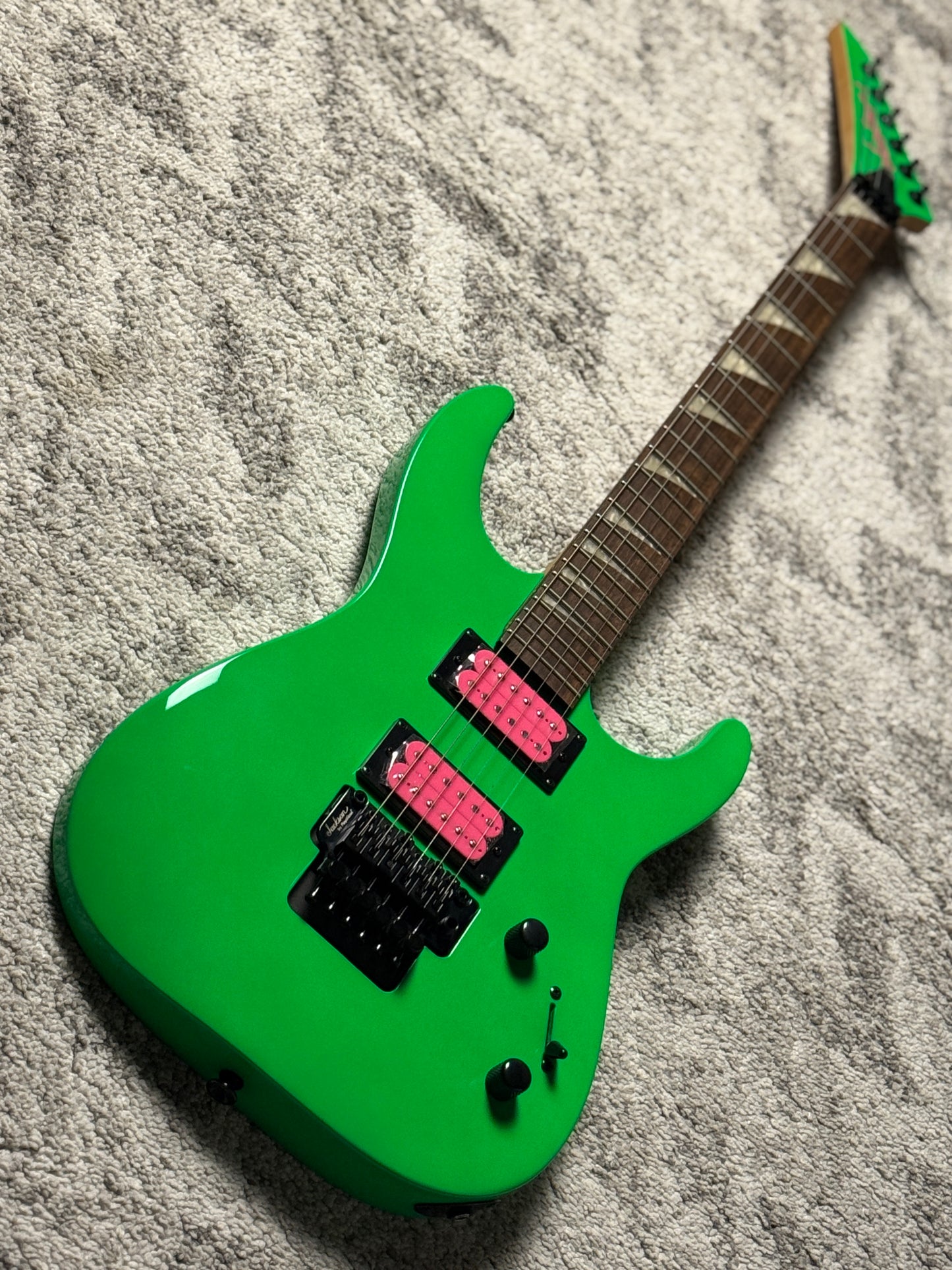 Jackson FSR X Series Dinky DK2XR HH with Laurel FB in Neon Green ISJ2210483 (USED)