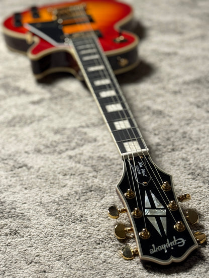 Epiphone Les Paul Custom Quilt in Heritage Cherry Sunburst